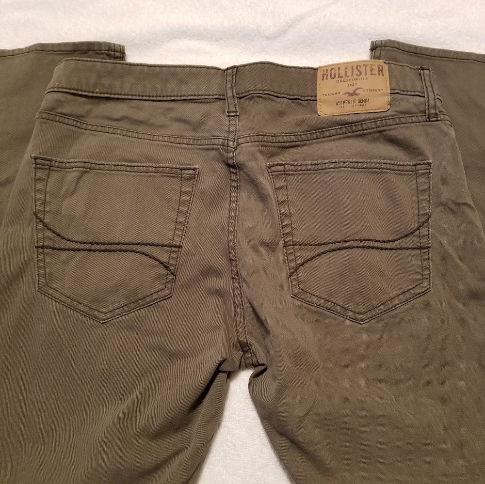 Men's olive skinny pants